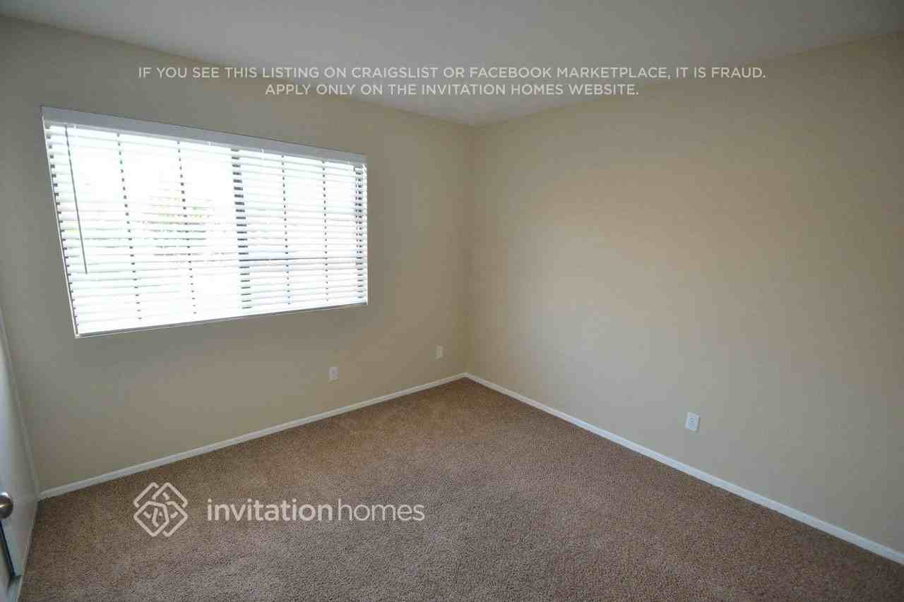 1785 Via Verde Dr - Photo 5 of 9