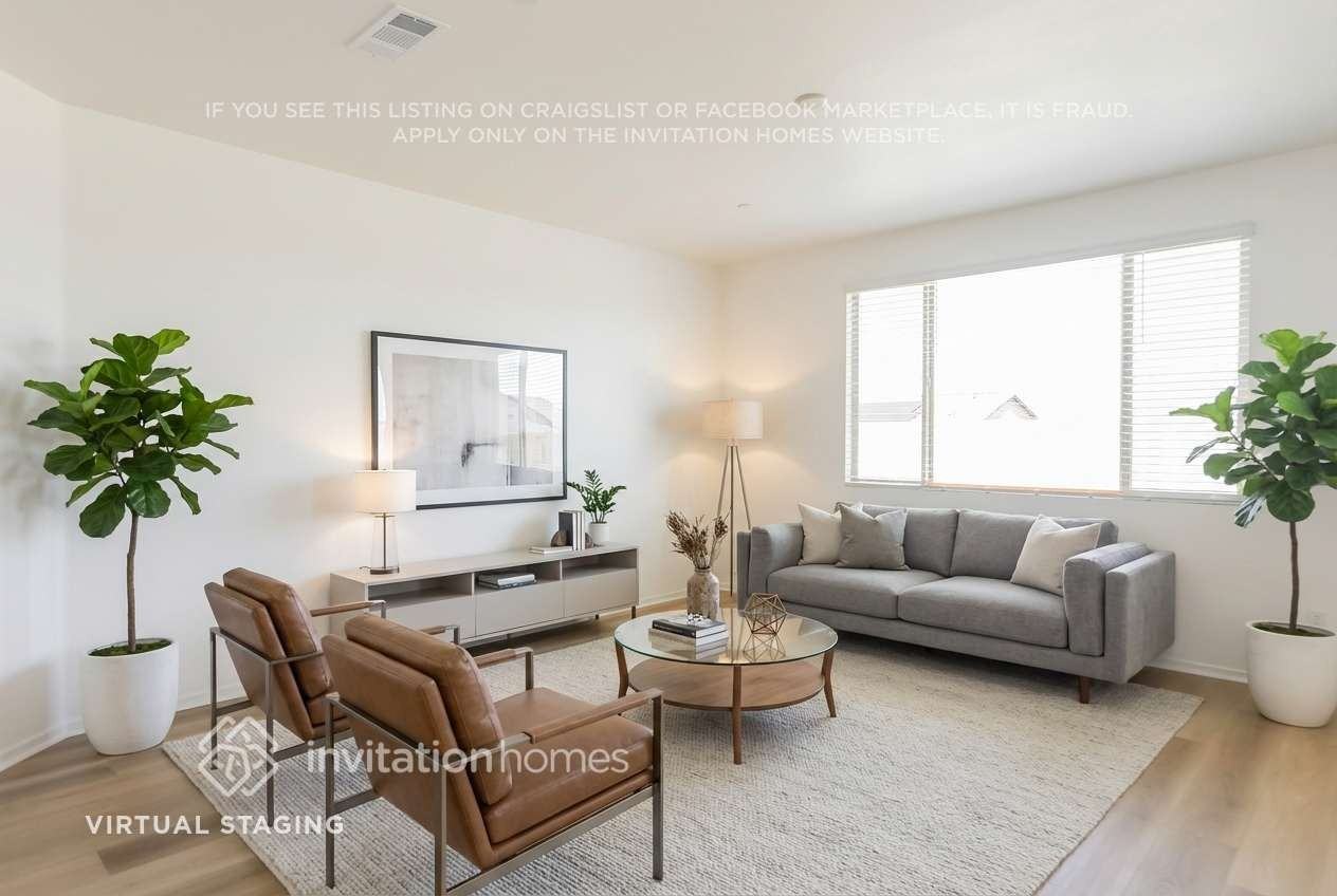 27180 Goldstone Dr - Photo 5 of 15