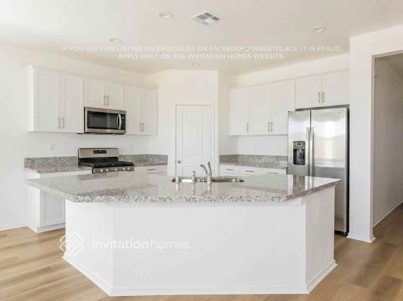 27180 Goldstone Dr - Photo 6 of 15