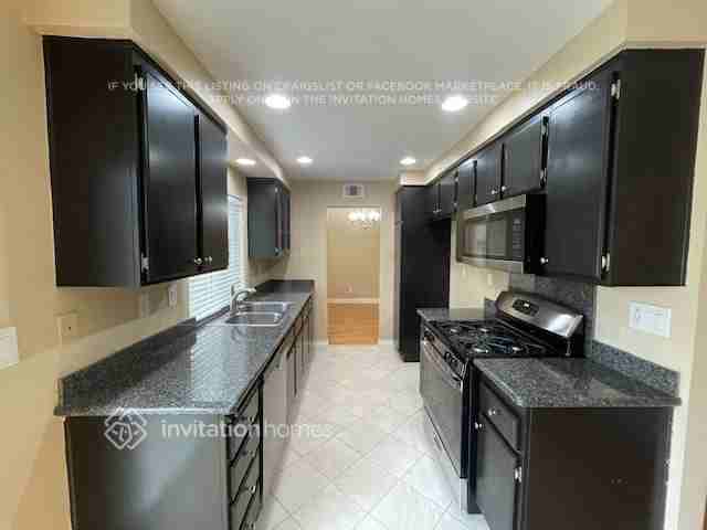 9881 Whitewater Rd - Photo 3 of 15