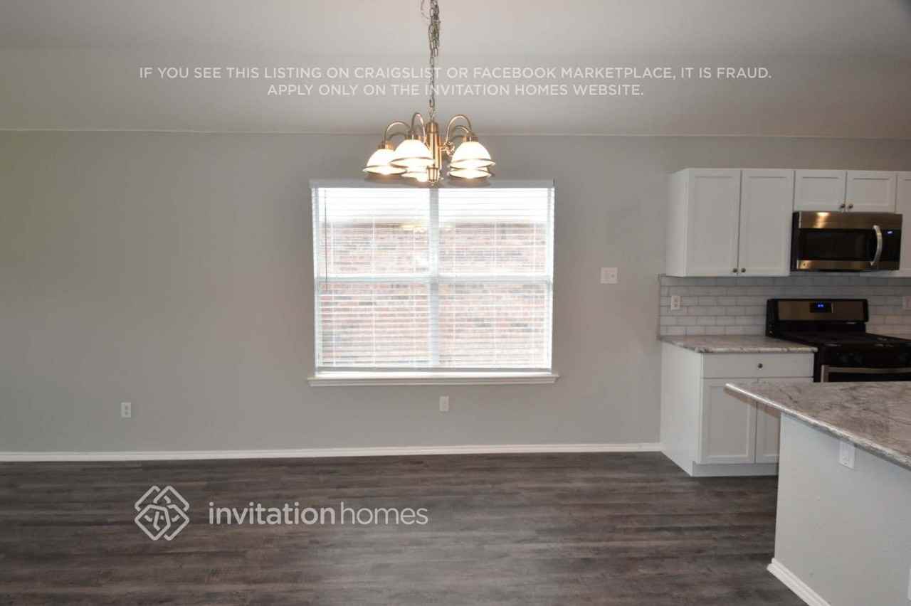 1020 Salt Creek Trl - Photo 6 of 14