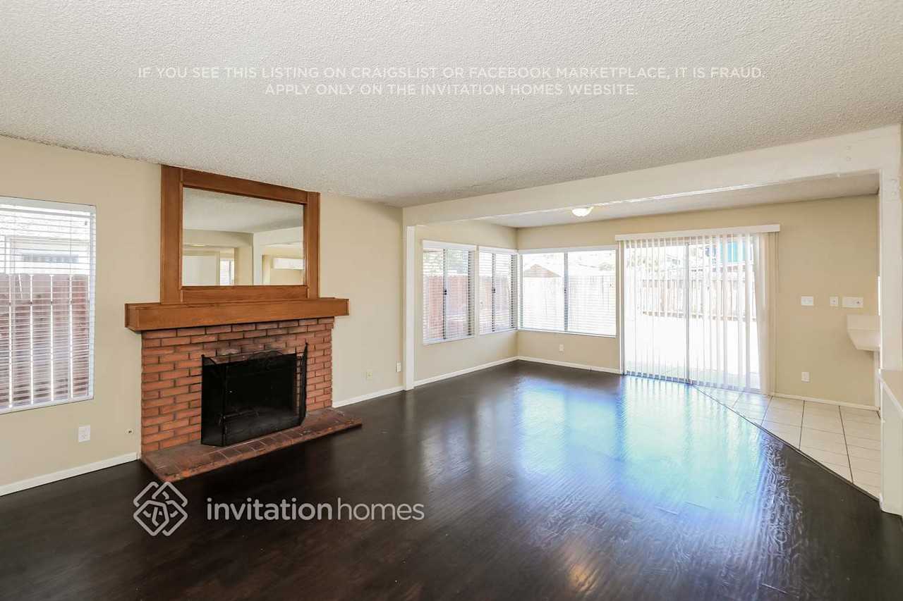 23476 Seafarer Way - Photo 5 of 18