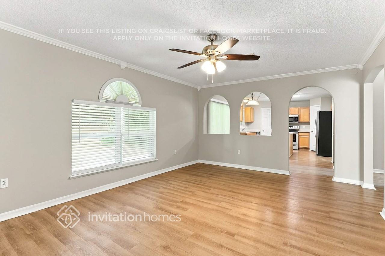 8863 Shindler Crossing Dr - Photo 5 of 18