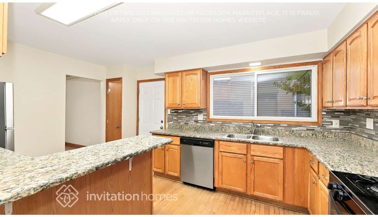 349 Huntington Way - Photo 6 of 18
