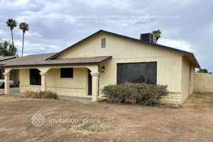 featured image of 2211 N 54th Ln