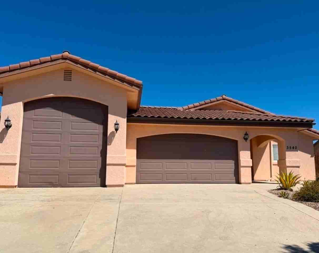 3540 Lakeside Village Dr