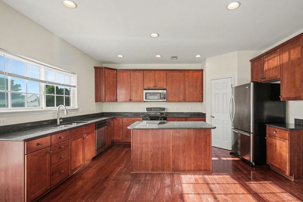 3 Brushy Creek Cir - Photo 5 of 28