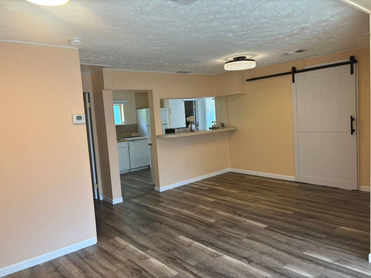 703 Michigan Ave - Photo 6 of 18