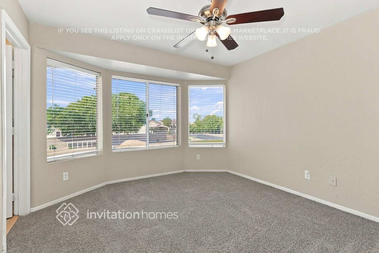 1704 S 39th St #9 - Photo 6 of 18