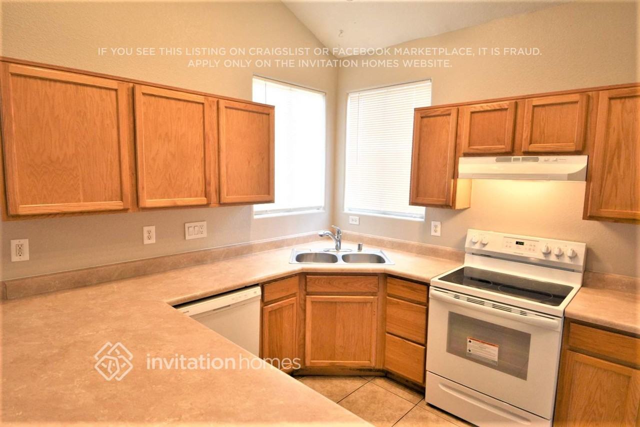 6770 W Citrus Way - Photo 6 of 20