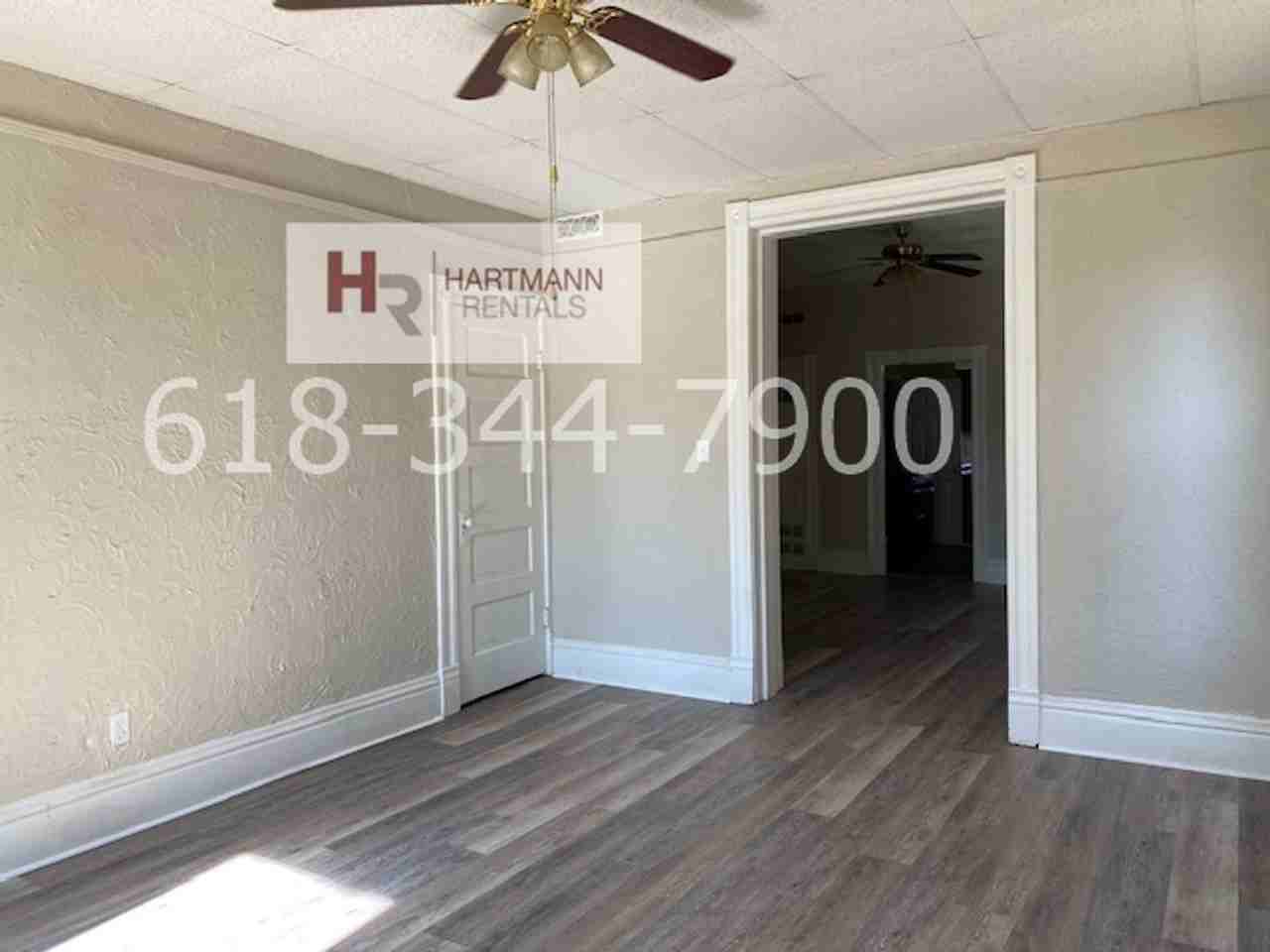 2141 Edison Ave - Photo 3 of 8