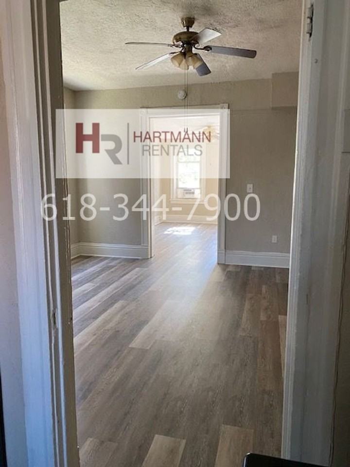2141 Edison Ave - Photo 6 of 8