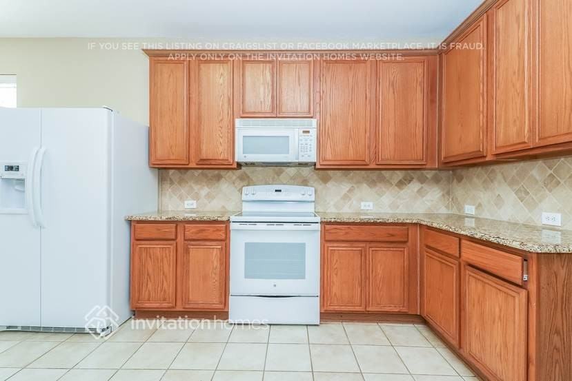 3168 Kingswood Ct - Photo 5 of 14
