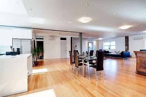 279 Rue Sherbrooke Ouest - Photo 3 of 6