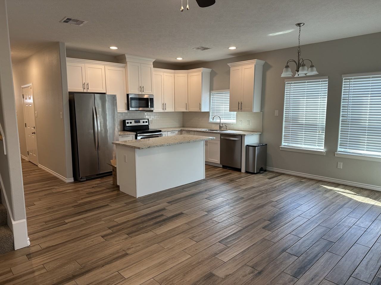 419 Gage Avenue #A - Photo 5 of 13