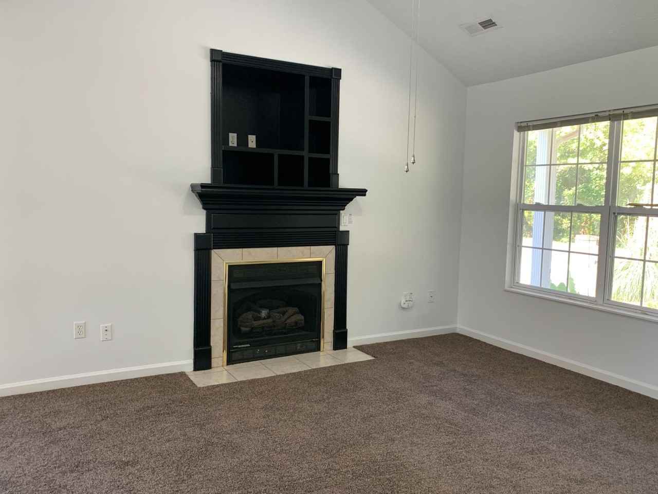 1731 Snapp Rd - Photo 3 of 14