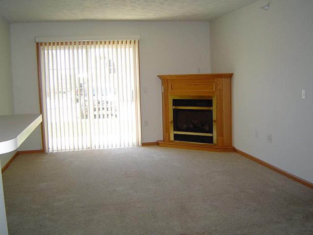 1604 Grandview Ave - Photo 5 of 20