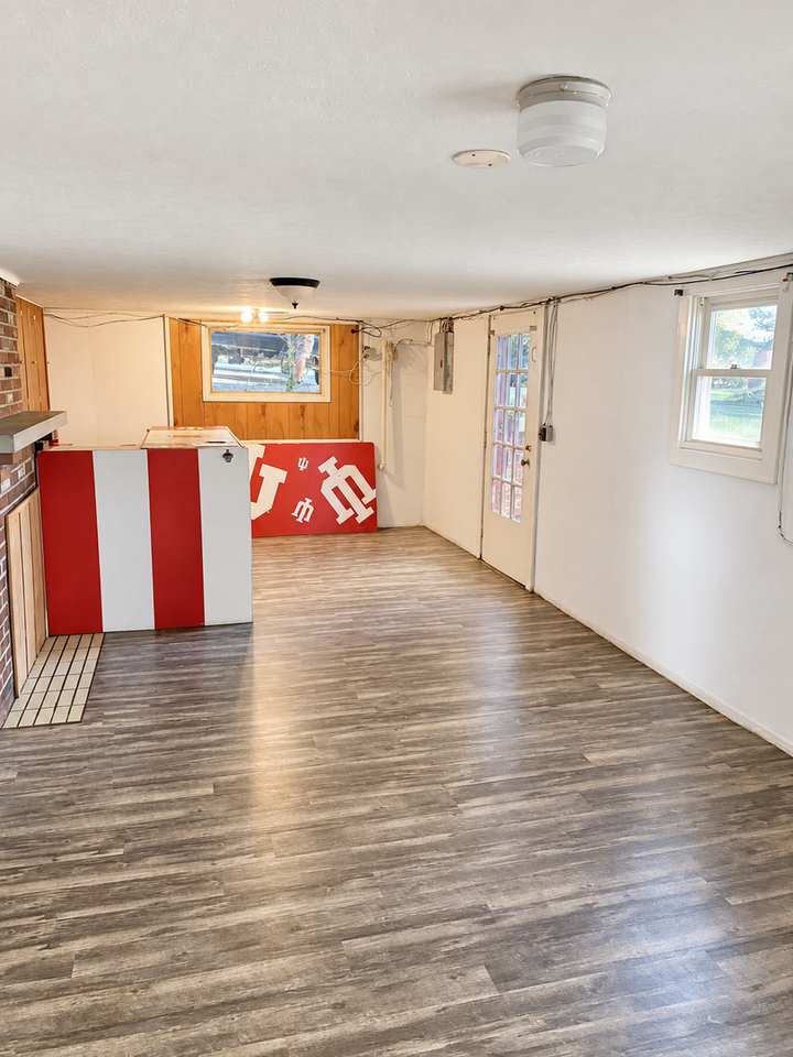 120 E 17th St - Photo 2 of 15