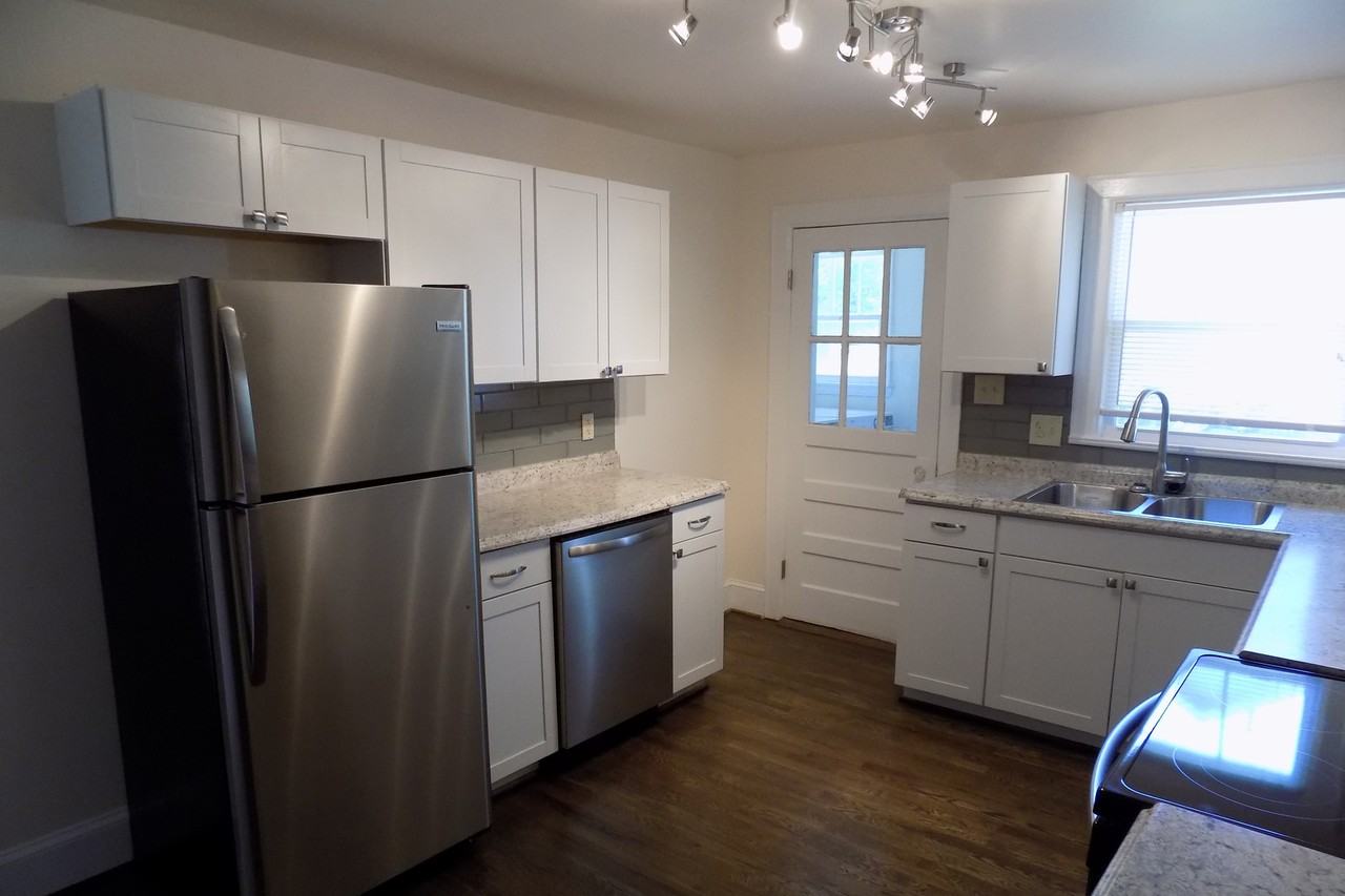 1601 Pecan Ave - Photo 5 of 11