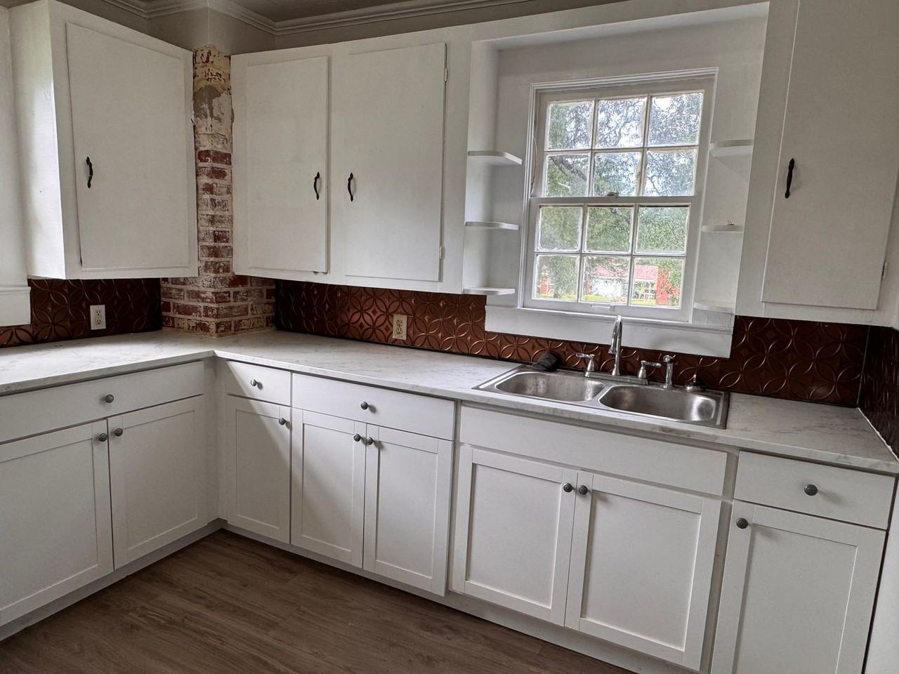 422 S Wadesboro Blvd - Photo 4 of 17