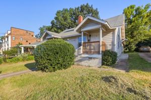 featured image of 210 W Geer St #B