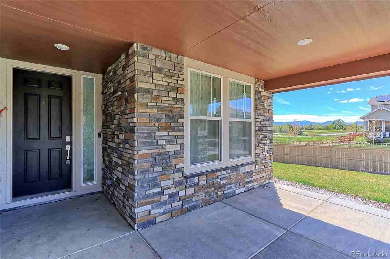 520 176th Ave - Photo 3 of 30