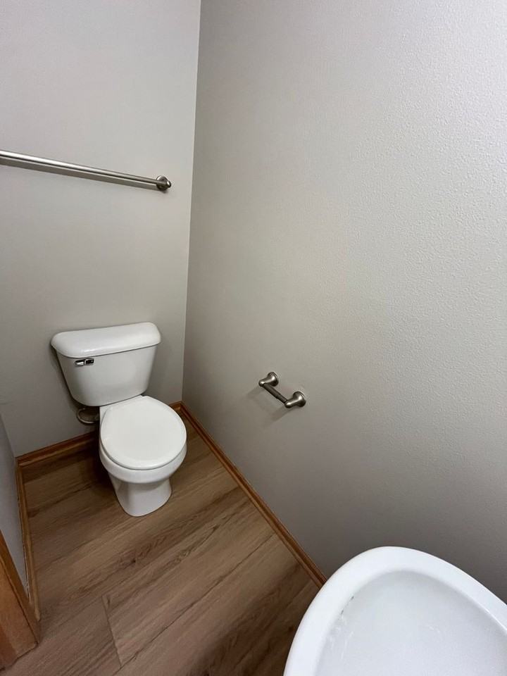 1148 Se Village View Ln - Photo 5 of 24