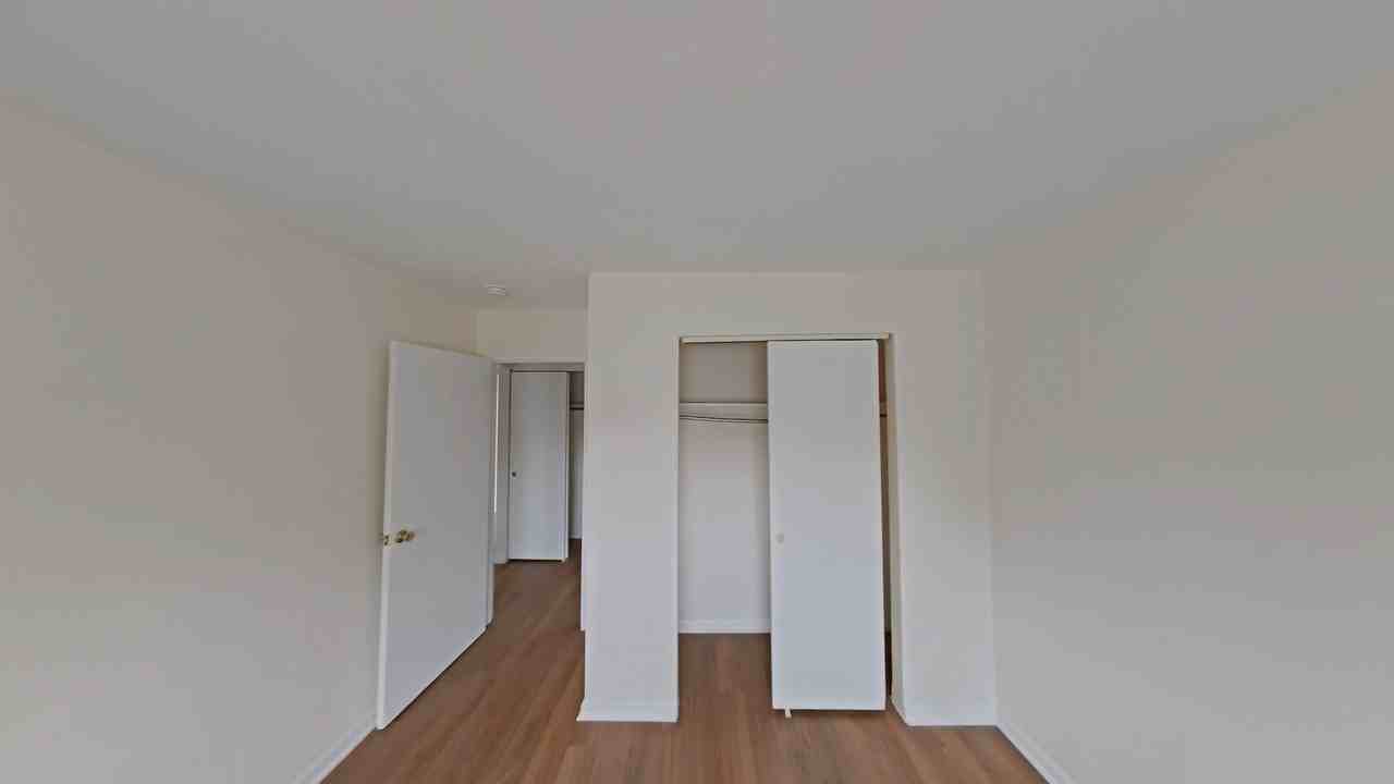 1198 1/2 E Upsal St #C - Photo 6 of 8