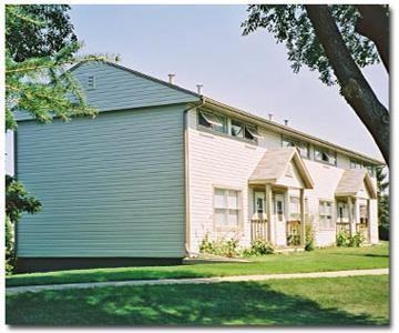 200-100 Gladmer Cres