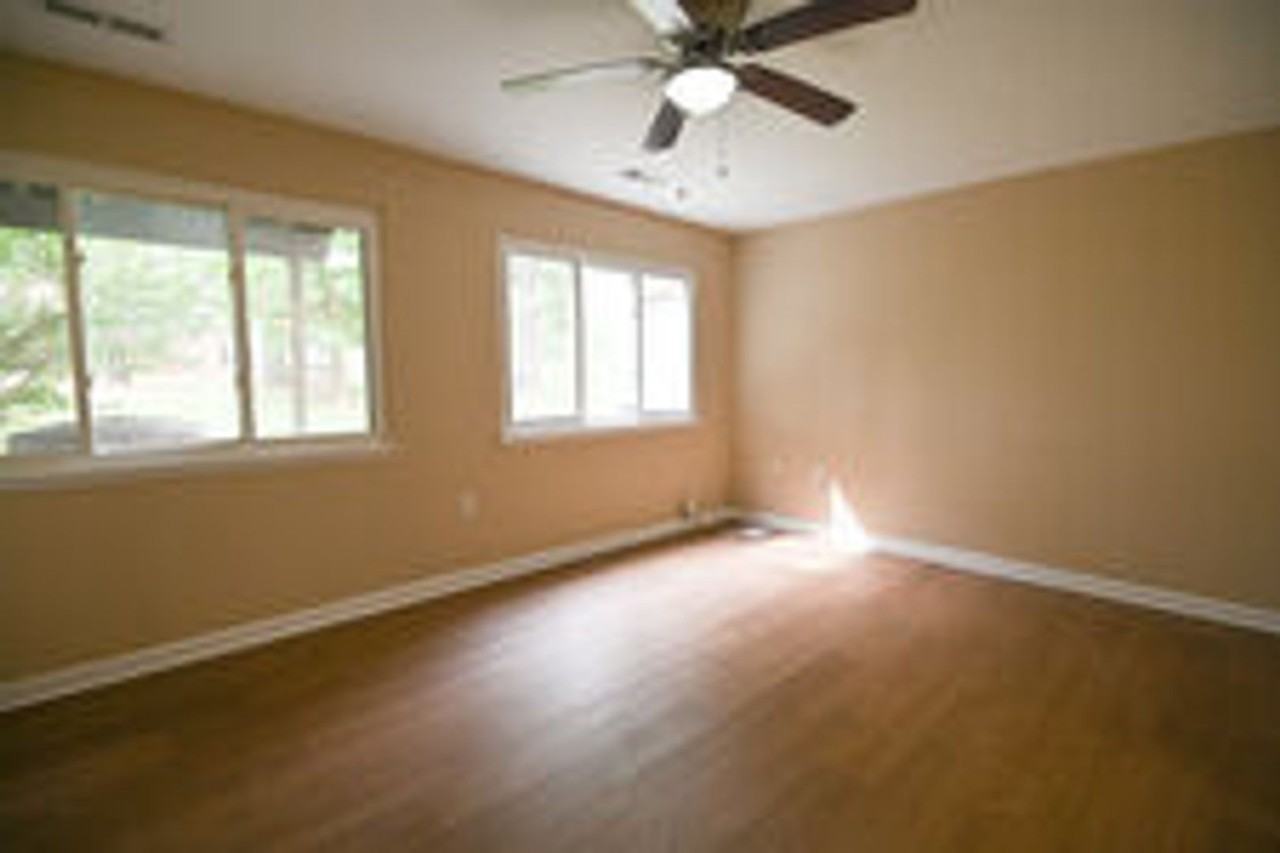 2219 Fendall Ct - Photo 7 of 9