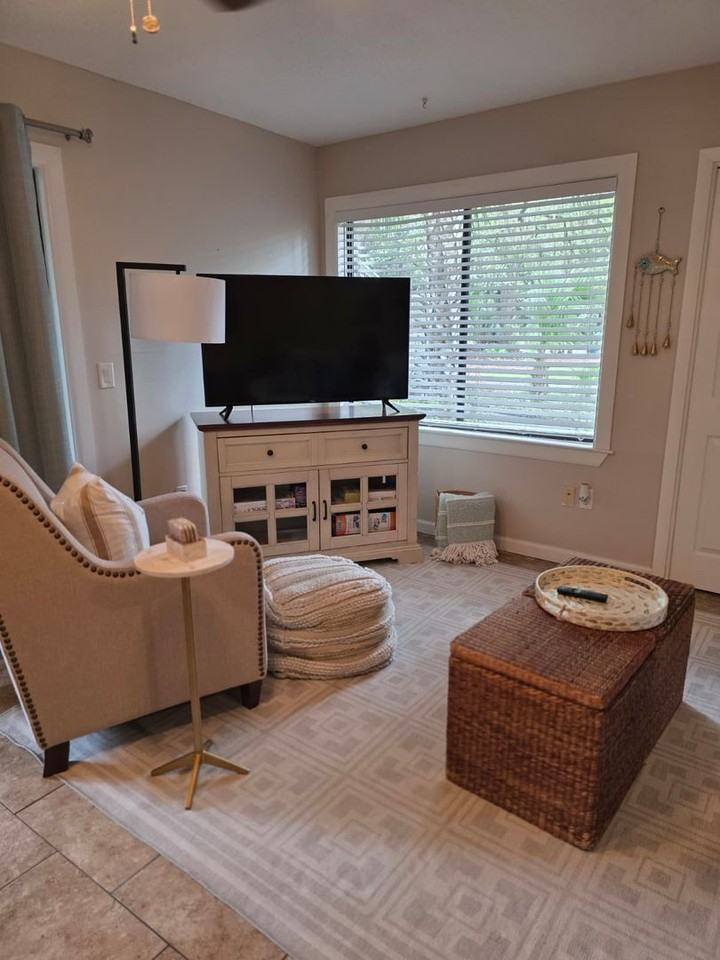 125 Cordillo Pkwy #23 - Photo 4 of 33