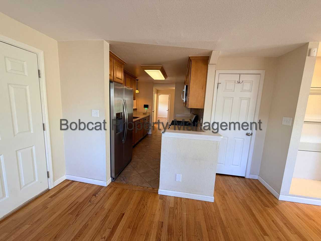 700 Adaline St - Photo 6 of 38