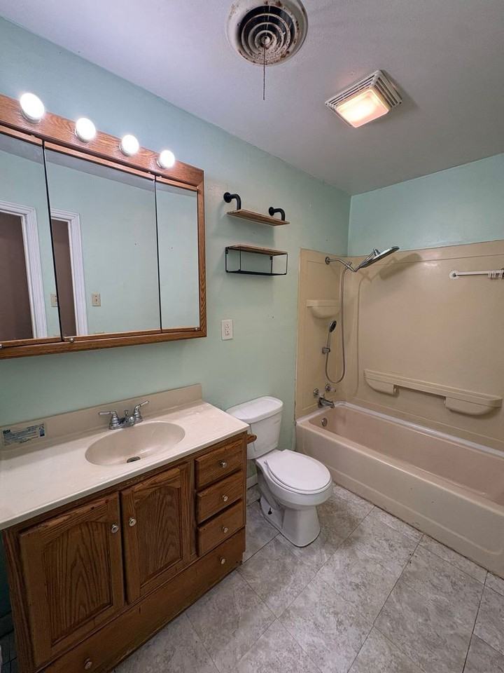 1617 N Meadowbrook Dr - Photo 7 of 11
