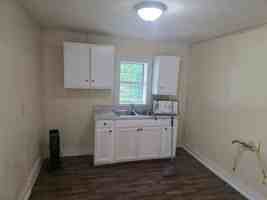 featured image of 1712 1/2 Walnut St