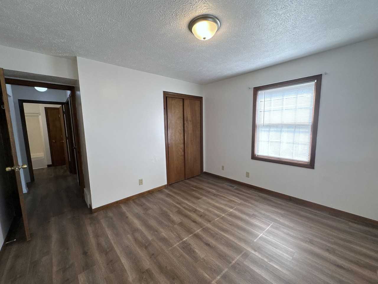 1606 S 16th St #1 - Photo 5 of 7