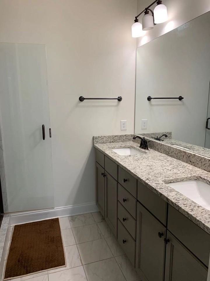 2037 Stephanie Ct - Photo 3 of 6
