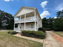 featured image of 310 Northside Dr