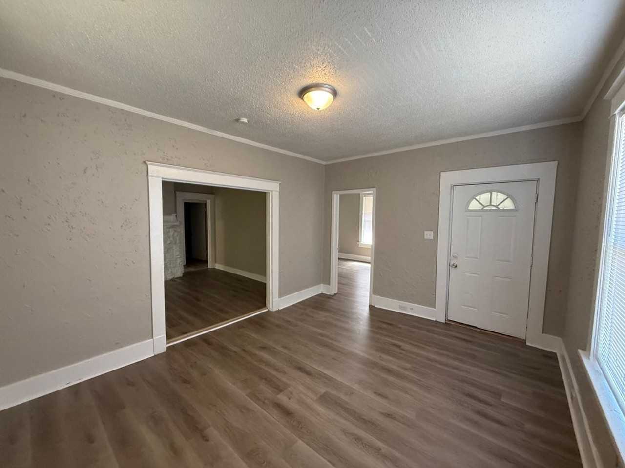 434 Malvern St - Photo 2 of 28
