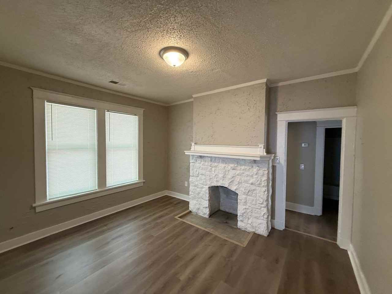 434 Malvern St - Photo 3 of 28