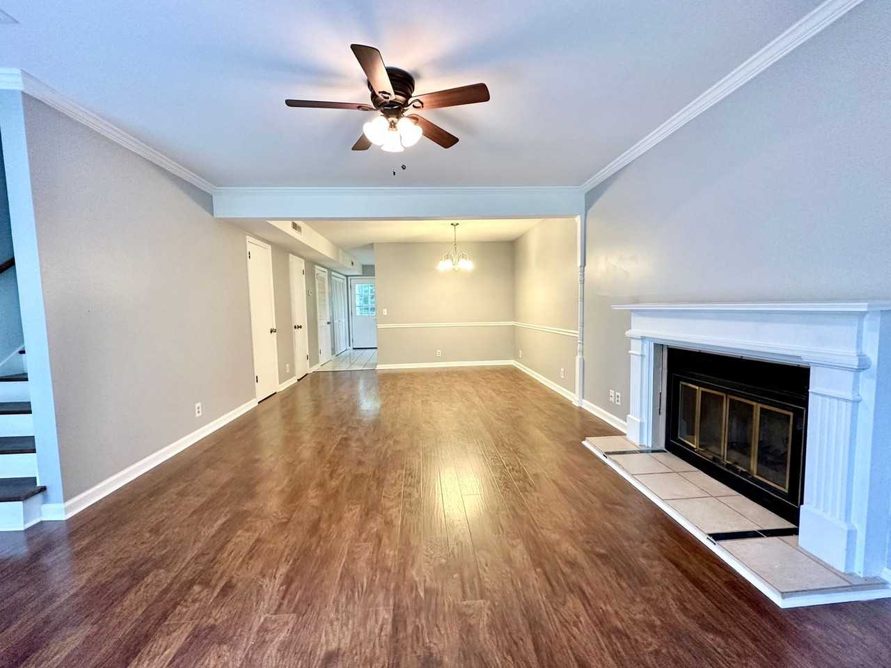 7806 Sawyer Brown Rd - Photo 3 of 25