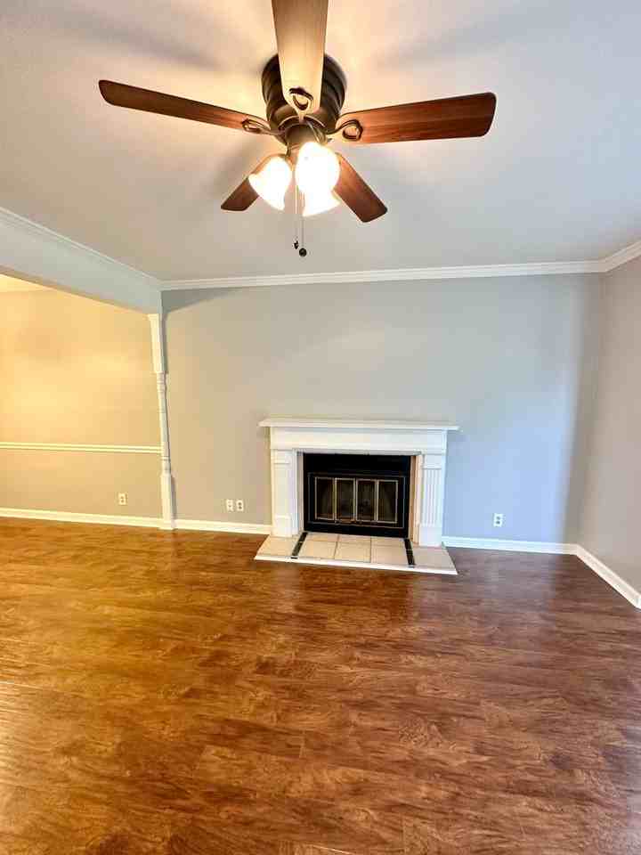 7806 Sawyer Brown Rd - Photo 7 of 25