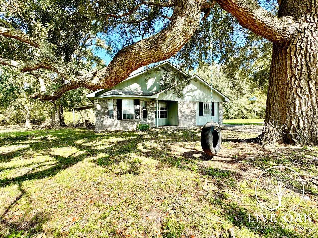 220 Ne Jamey Ln - Photo 2 of 16