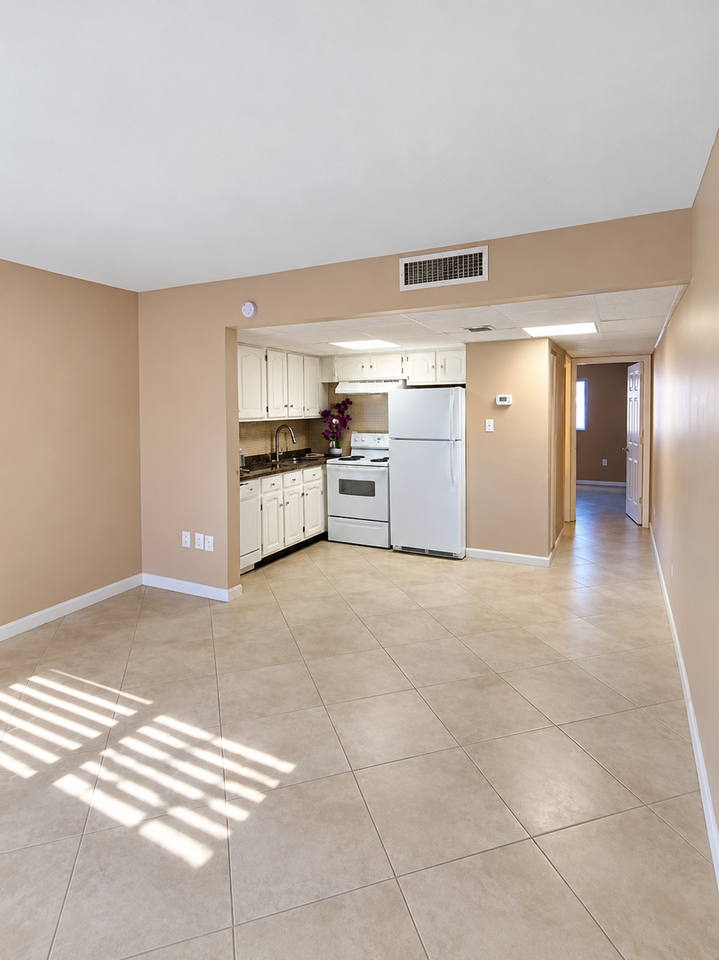 2500 Harn Blvd #F26 - Photo 4 of 14