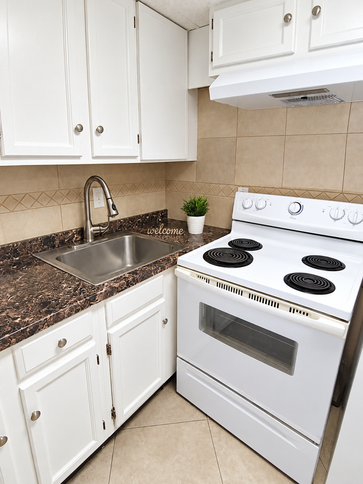 2500 Harn Blvd #F26 - Photo 6 of 14