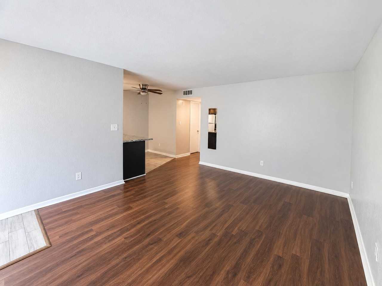 3100 36th St N #7 - Photo 3 of 12