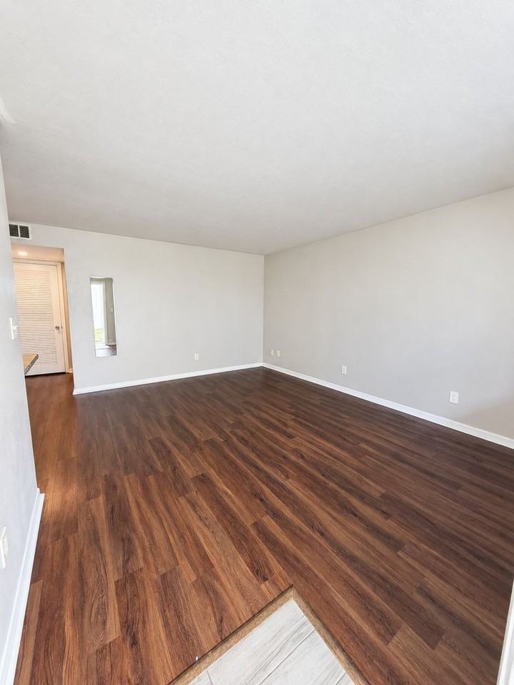 3100 36th St N #7 - Photo 4 of 12