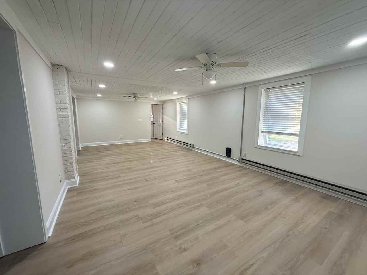 510 Manchester St Se - Photo 2 of 13