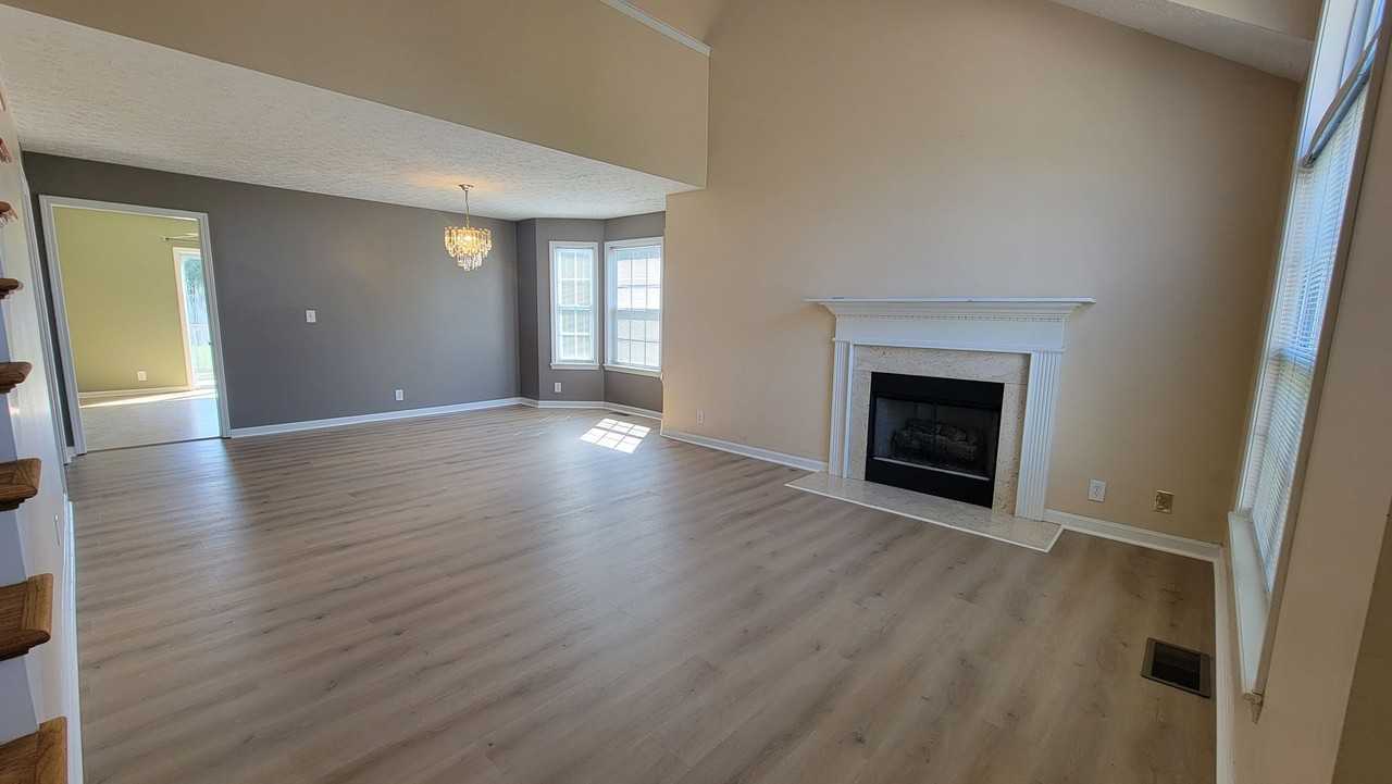 13302 Crystal Cv - Photo 2 of 24