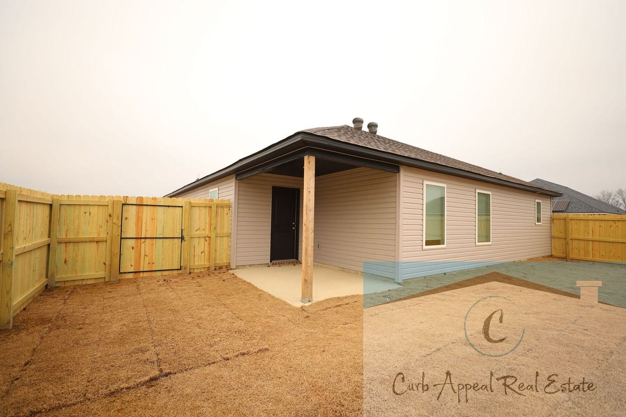 4704 Copley Dr - Photo 4 of 15