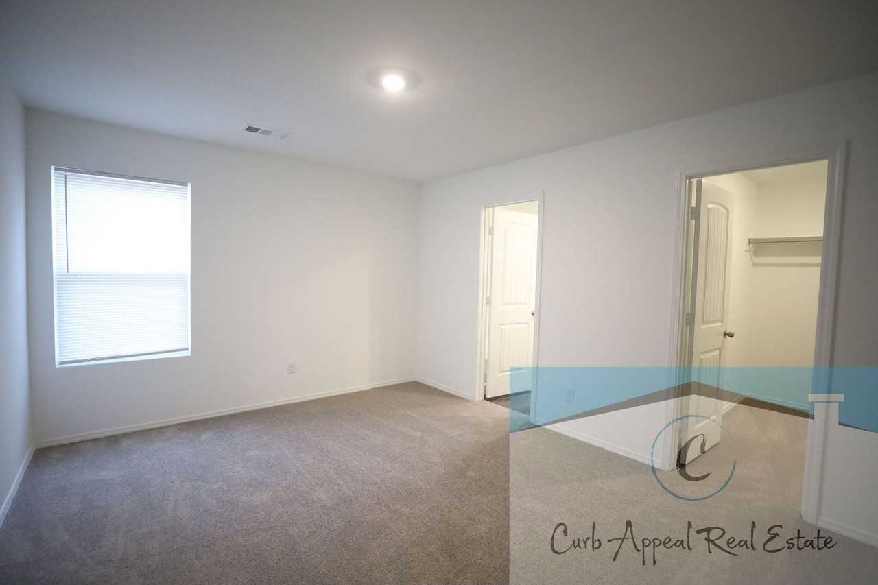 4704 Copley Dr - Photo 7 of 15